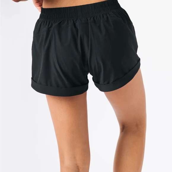 ZYIA Black Summer Shorts - Picture 4 of 4